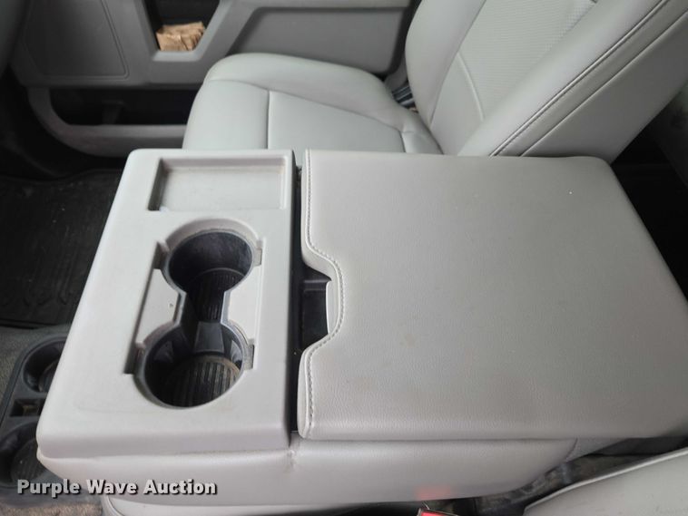 image for item EV5430 2018 Ford F550 Crew Cab flatbed truck