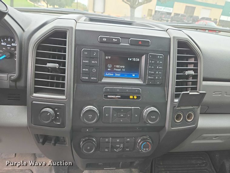 image for item EV5430 2018 Ford F550 Crew Cab flatbed truck