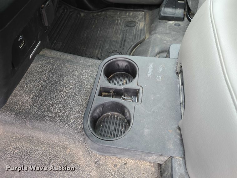 image for item EV5430 2018 Ford F550 Crew Cab flatbed truck