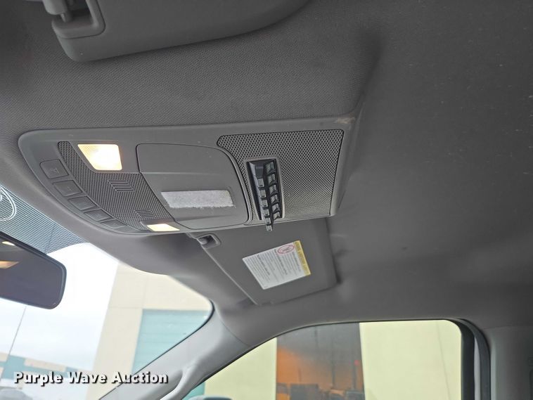 image for item EV5430 2018 Ford F550 Crew Cab flatbed truck