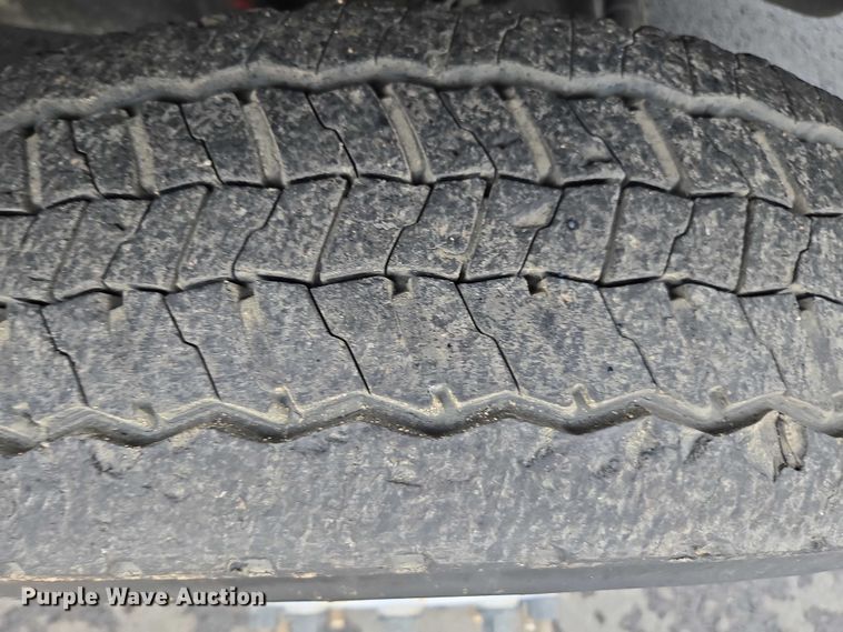 image for item EV5430 2018 Ford F550 Crew Cab flatbed truck