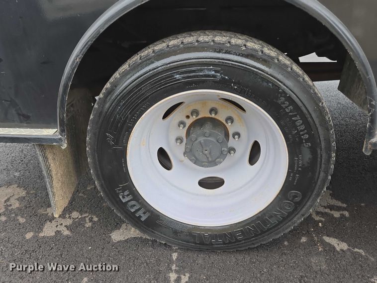 image for item EV5430 2018 Ford F550 Crew Cab flatbed truck