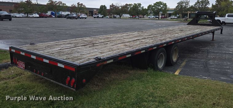 image for item EV5431 2013 Maxey flatbed trailer