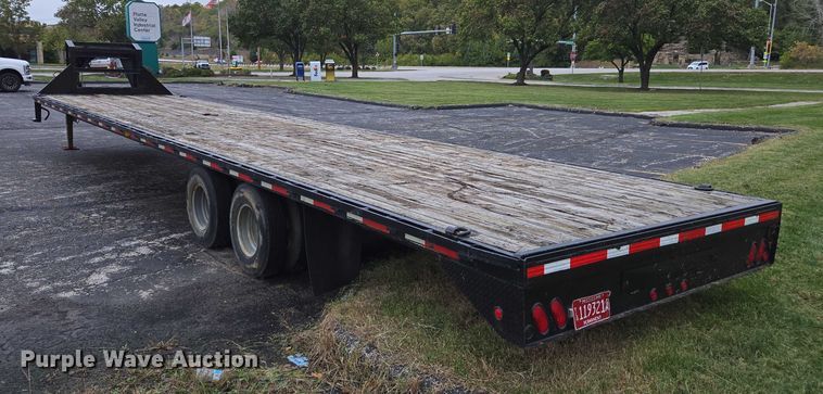 image for item EV5431 2013 Maxey flatbed trailer