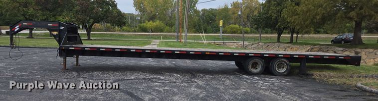image for item EV5431 2013 Maxey flatbed trailer