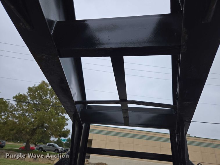 image for item EV5431 2013 Maxey flatbed trailer