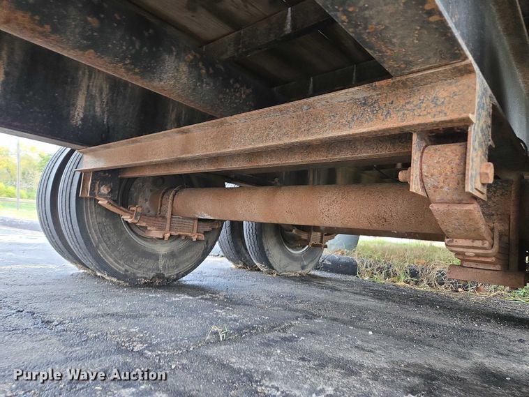 image for item EV5431 2013 Maxey flatbed trailer