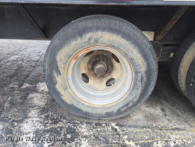 image for item EV5431 2013 Maxey flatbed trailer