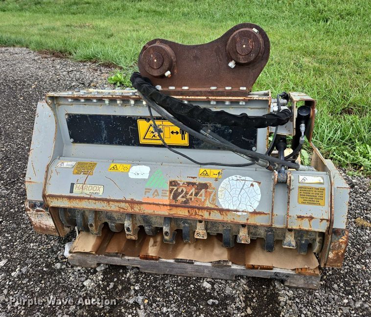 image for item EV5448 FAE DML HY125 excavator mulcher