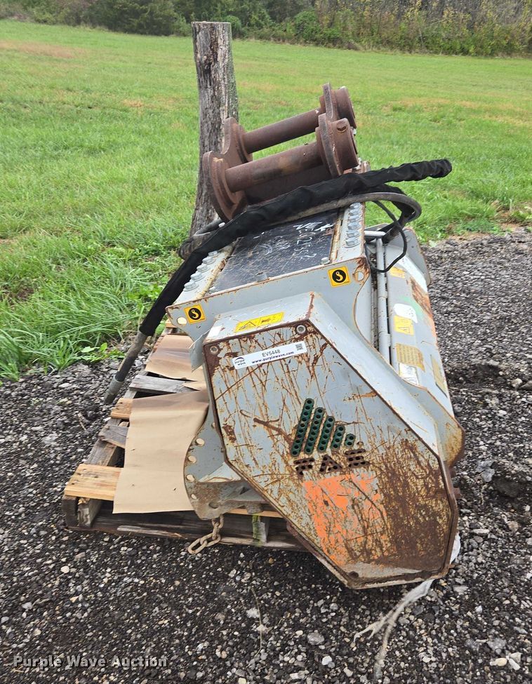 image for item EV5448 FAE DML HY125 excavator mulcher