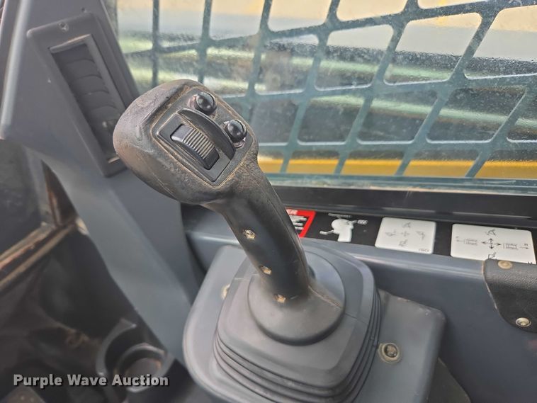 image for item EV5453 2012 John Deere 333D tracked skid steer loader