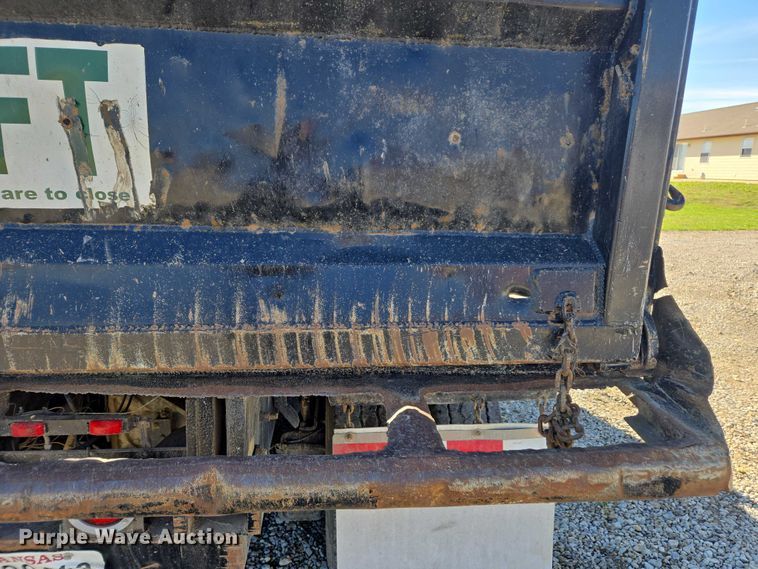 image for item EV5473 2005 Mack CV dump truck