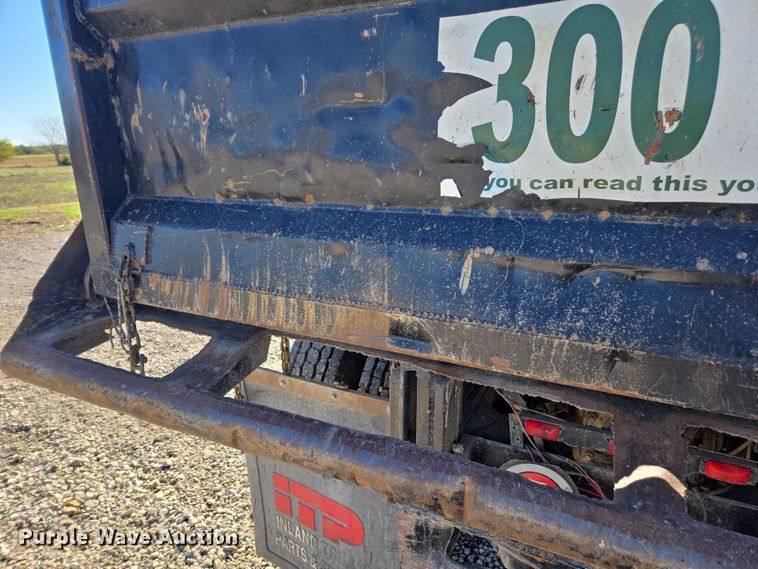 image for item EV5473 2005 Mack CV dump truck