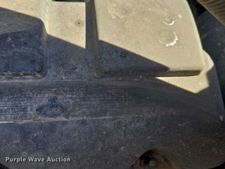 image for item EV5473 2005 Mack CV dump truck