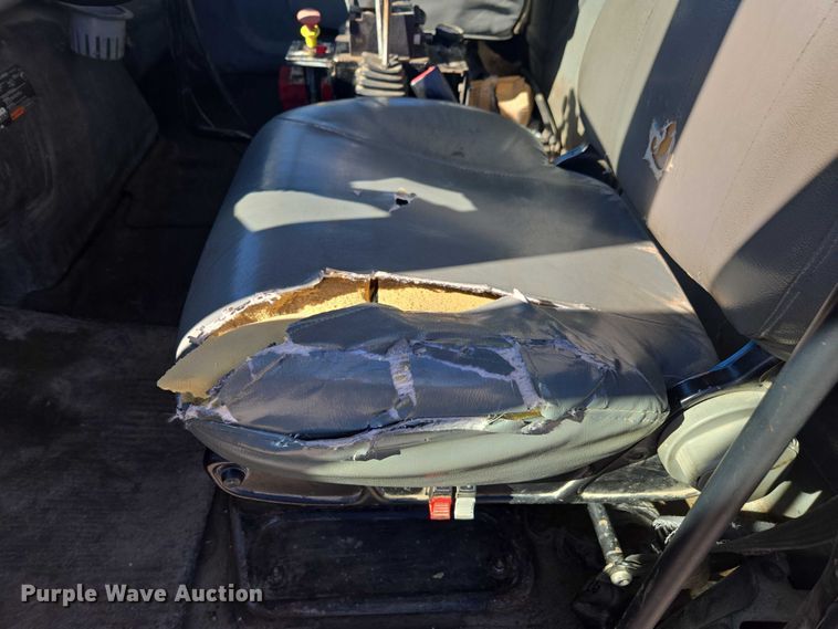 image for item EV5474 2006 International 7400 dump truck