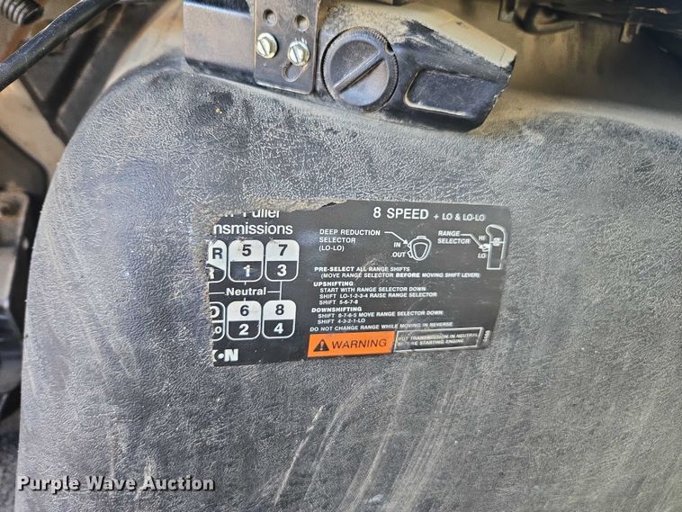 image for item EV5474 2006 International 7400 dump truck