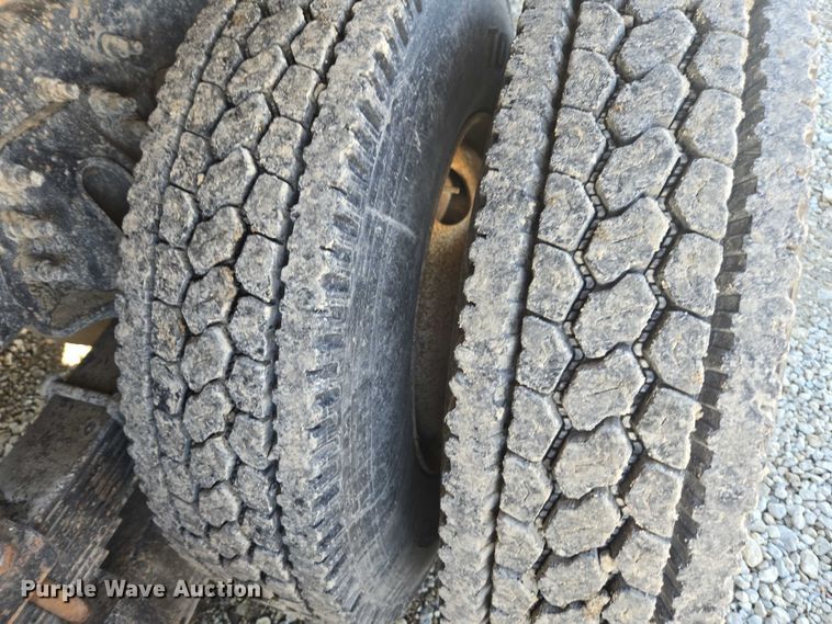 image for item EV5474 2006 International 7400 dump truck