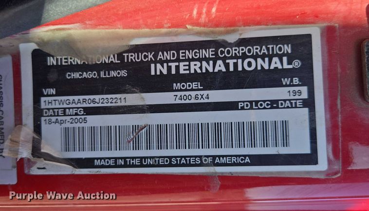 image for item EV5474 2006 International 7400 dump truck