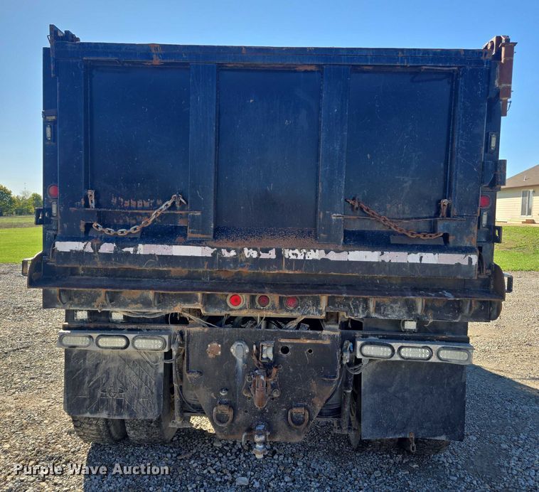 image for item EV5475 2001 Kenworth T300 dump truck