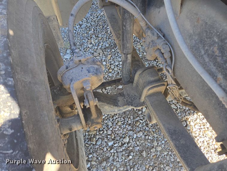 image for item EV5475 2001 Kenworth T300 dump truck