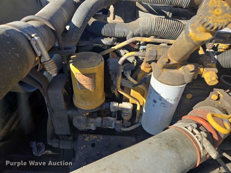 image for item EV5475 2001 Kenworth T300 dump truck