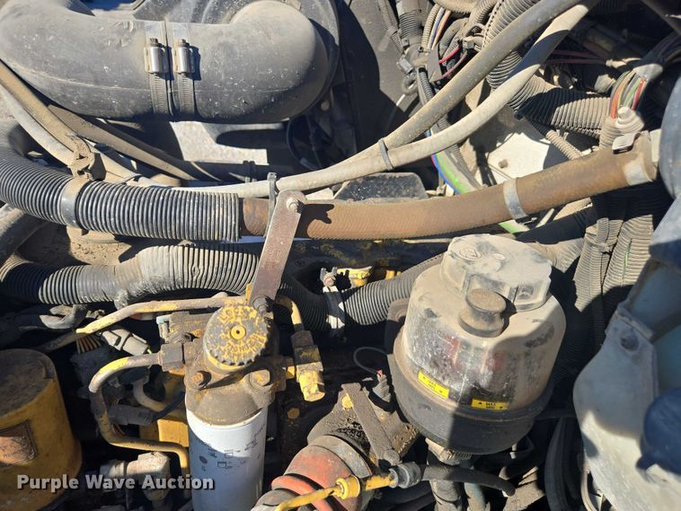 image for item EV5475 2001 Kenworth T300 dump truck