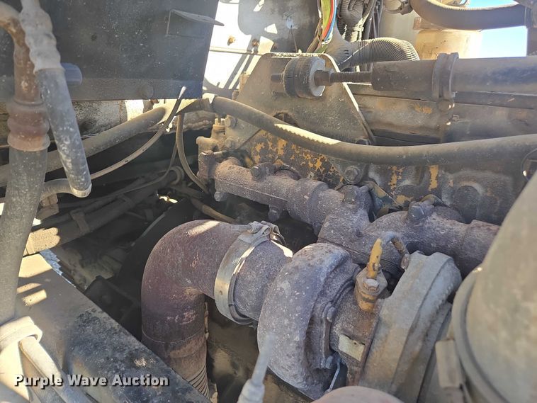 image for item EV5475 2001 Kenworth T300 dump truck