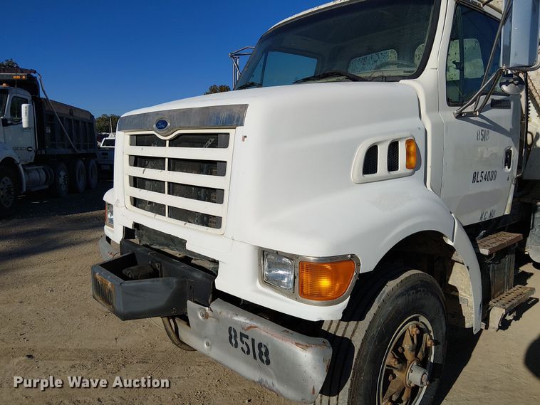 image for item FB4507 1998 Ford LT8500 concrete agitator truck