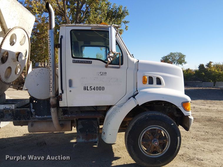 image for item FB4507 1998 Ford LT8500 concrete agitator truck