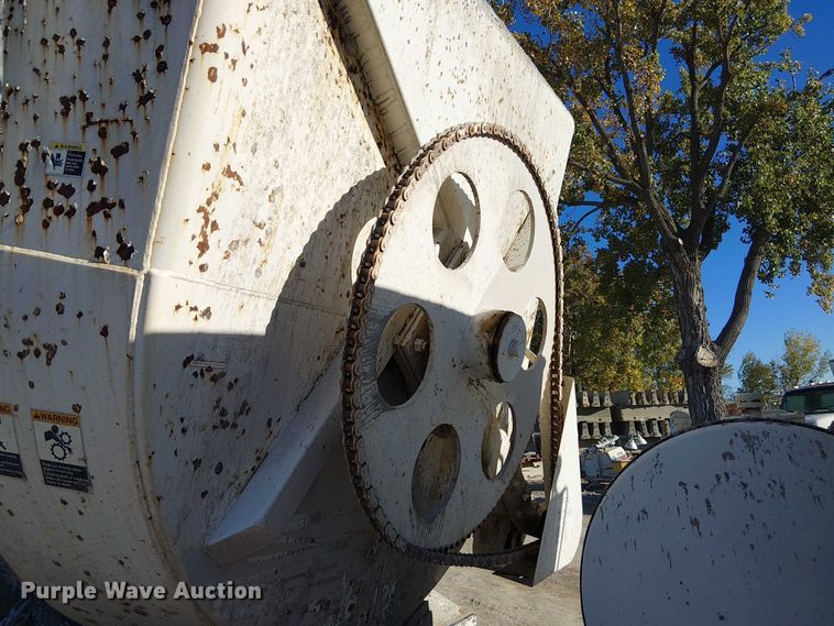 image for item FB4507 1998 Ford LT8500 concrete agitator truck