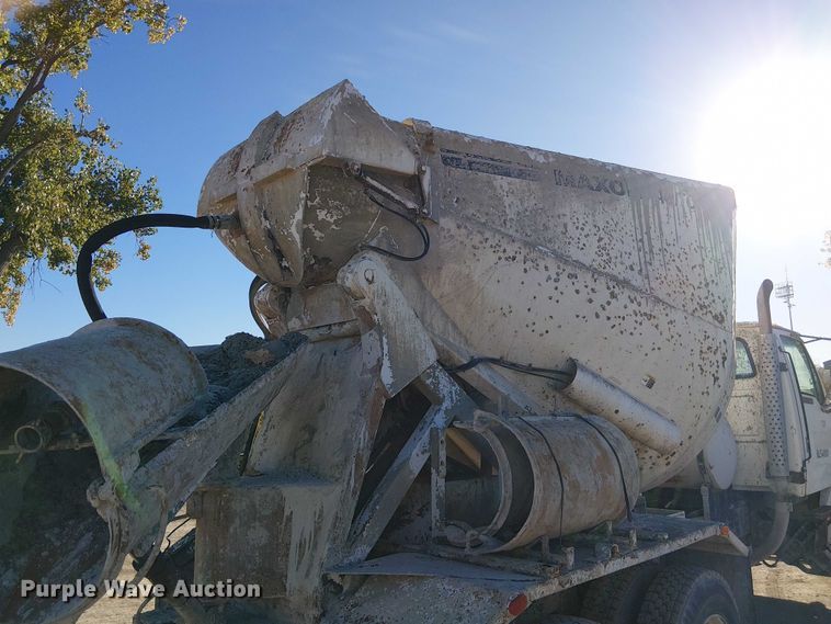 image for item FB4507 1998 Ford LT8500 concrete agitator truck