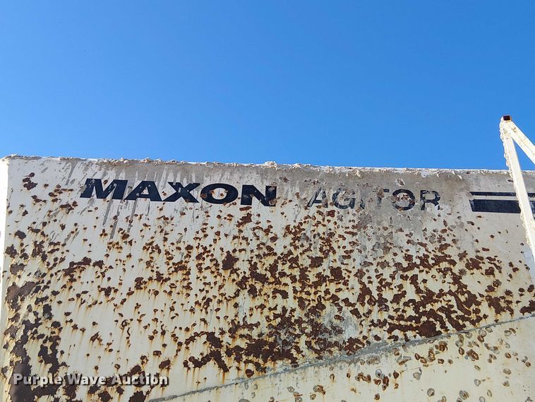 image for item FB4507 1998 Ford LT8500 concrete agitator truck