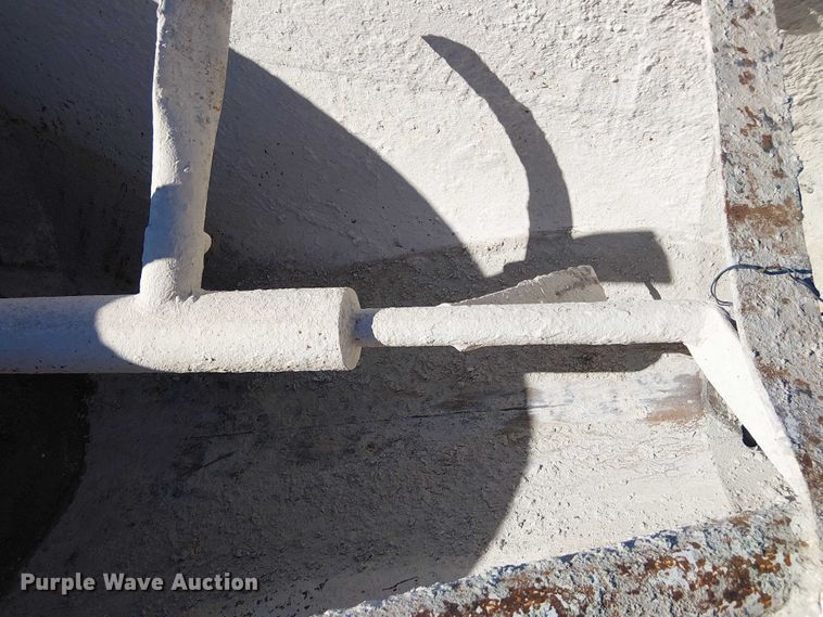 image for item FB4507 1998 Ford LT8500 concrete agitator truck