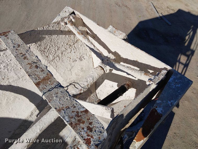 image for item FB4507 1998 Ford LT8500 concrete agitator truck