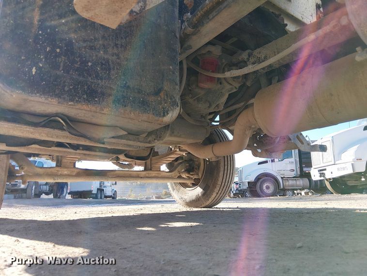 image for item FB4507 1998 Ford LT8500 concrete agitator truck