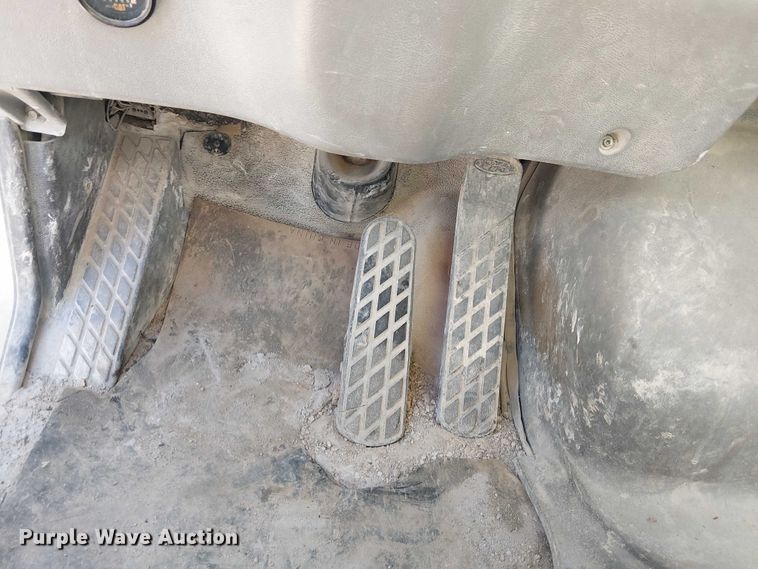 image for item FB4507 1998 Ford LT8500 concrete agitator truck