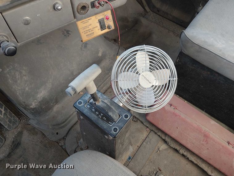 image for item FB4507 1998 Ford LT8500 concrete agitator truck