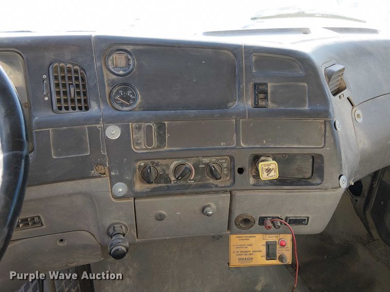 image for item FB4507 1998 Ford LT8500 concrete agitator truck