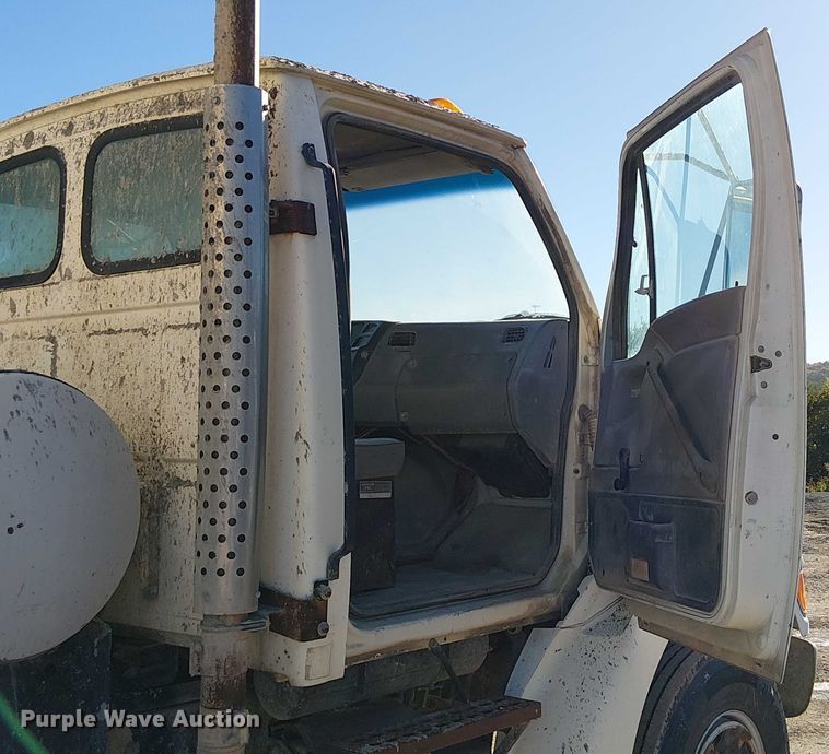 image for item FB4507 1998 Ford LT8500 concrete agitator truck