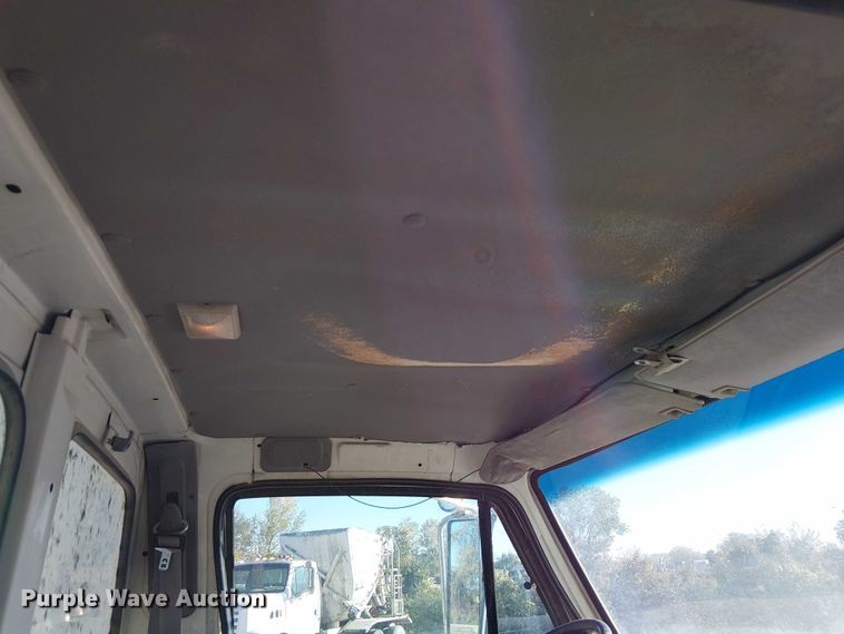 image for item FB4507 1998 Ford LT8500 concrete agitator truck