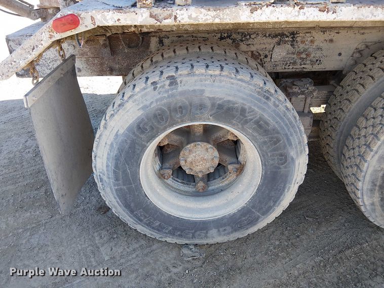 image for item FB4507 1998 Ford LT8500 concrete agitator truck