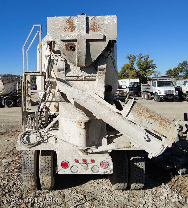 image for item FB4508 1998 Ford LT8500 concrete agitator truck 