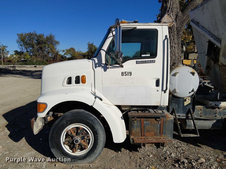 image for item FB4508 1998 Ford LT8500 concrete agitator truck 