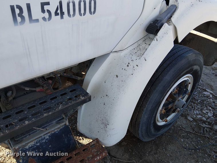 image for item FB4508 1998 Ford LT8500 concrete agitator truck 