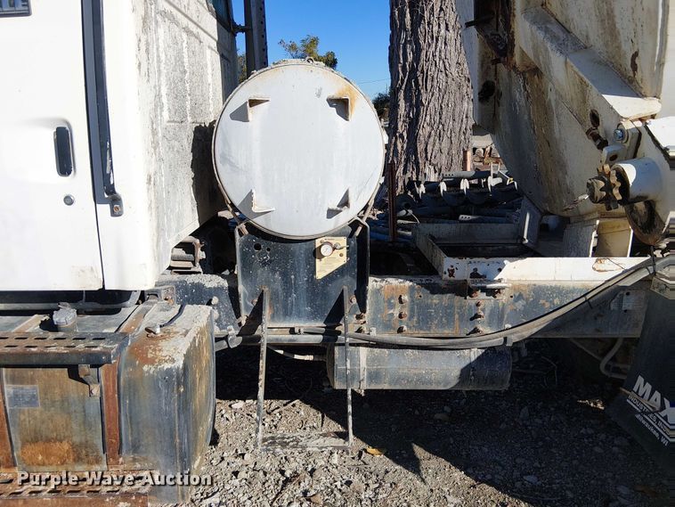 image for item FB4508 1998 Ford LT8500 concrete agitator truck 