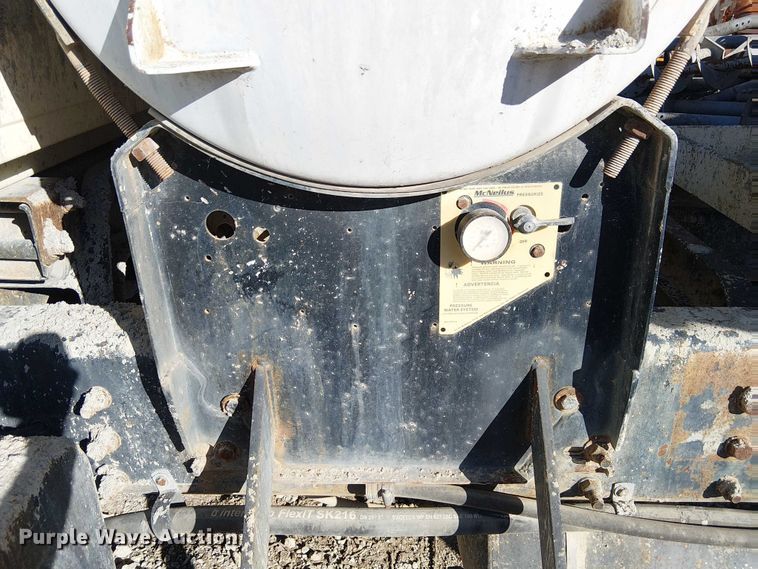 image for item FB4508 1998 Ford LT8500 concrete agitator truck 