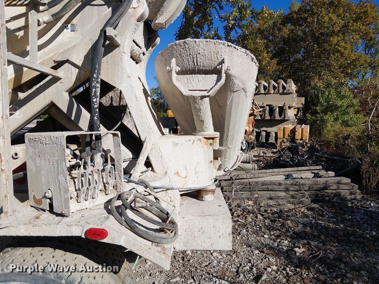 image for item FB4508 1998 Ford LT8500 concrete agitator truck 