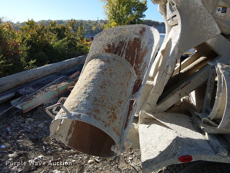 image for item FB4508 1998 Ford LT8500 concrete agitator truck 