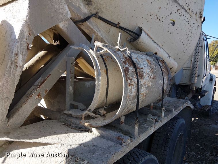image for item FB4508 1998 Ford LT8500 concrete agitator truck 