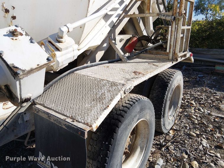 image for item FB4508 1998 Ford LT8500 concrete agitator truck 